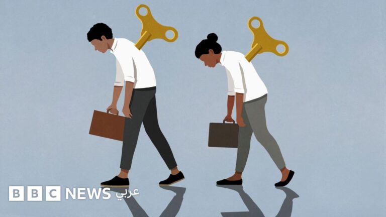 تجربة ميلغرام وتفسير الطاعة العمياء: كيف ولماذا نطيع الأوامر المناهضة للأخلاق؟