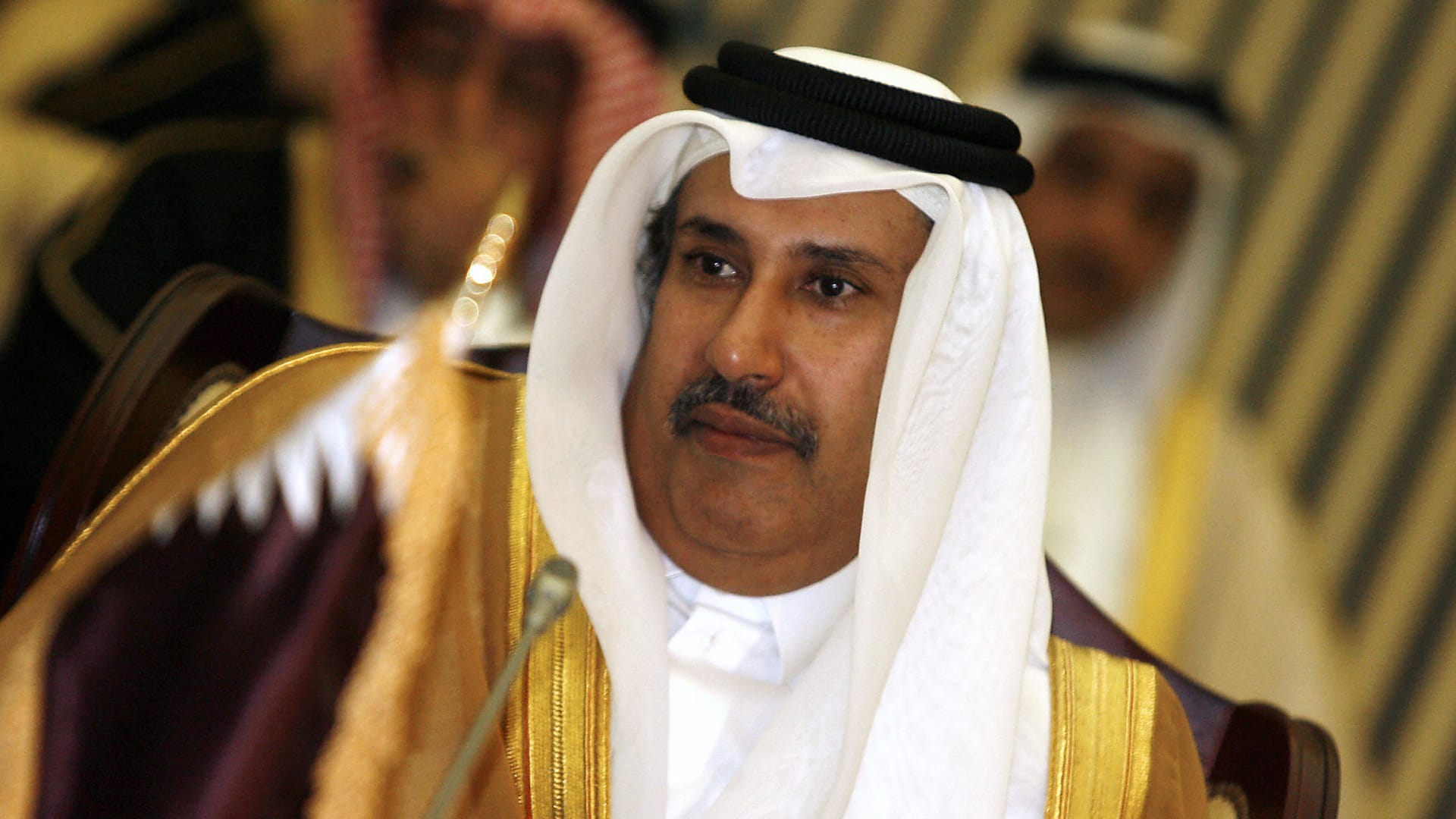 حمد بن جاسم يحذر من خطر وجودي على دول الخليج ويدعو لإزالة الخلافات