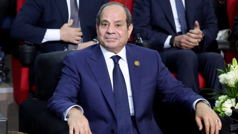 رواج واسع لتعليقات تأييد تصريح السيسي بالدفاع عن السعودية داخل المملكة