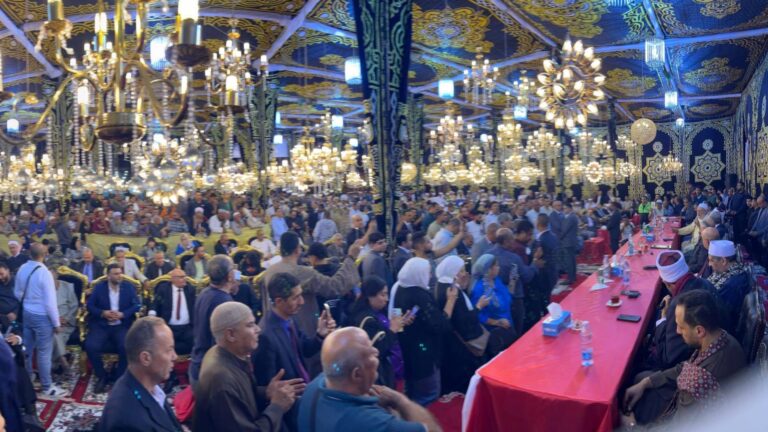 احتفالات مولد السيد البدوي في طنطا تجدد الجدل حول الموالد الشعبية في مصر