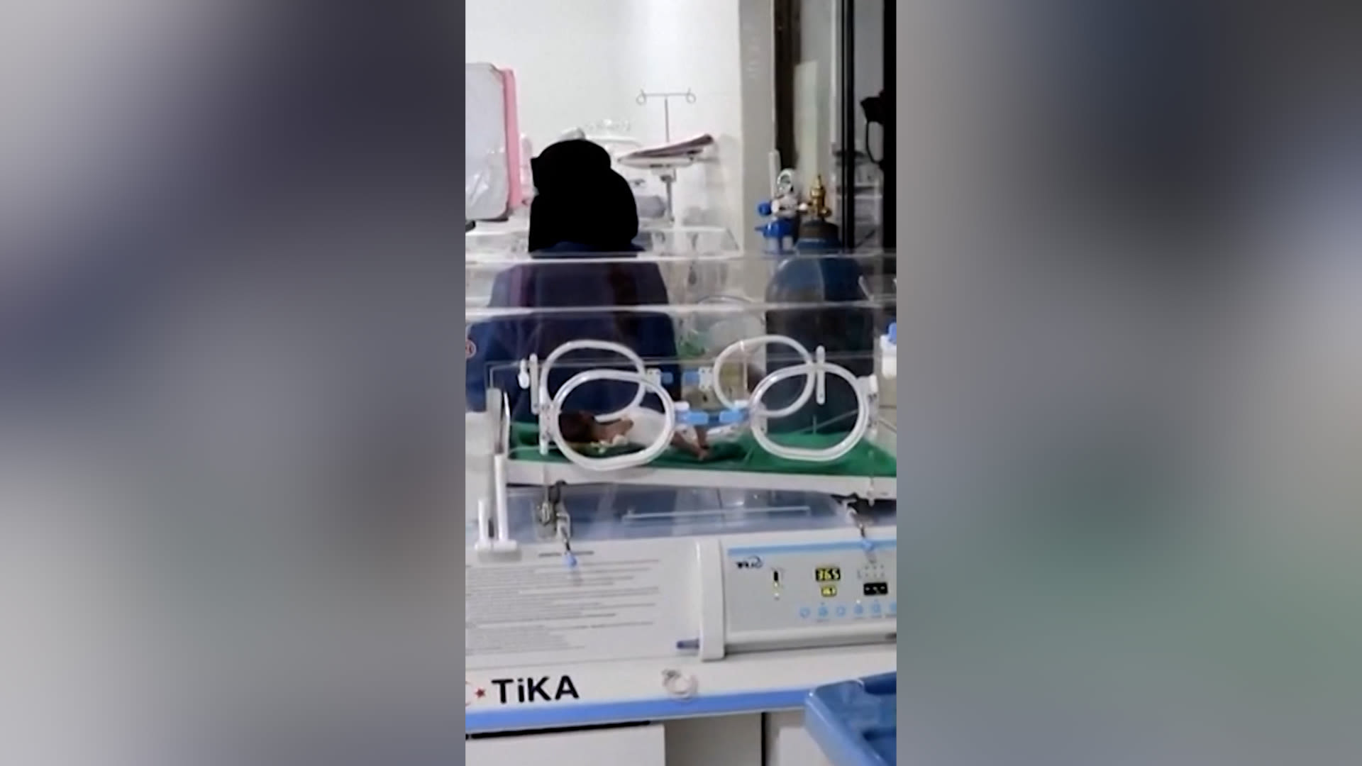 في اليمن.. نساء يواجهن خطر الموت أثناء الولادة بسبب انقطاع الرعاية الطبية