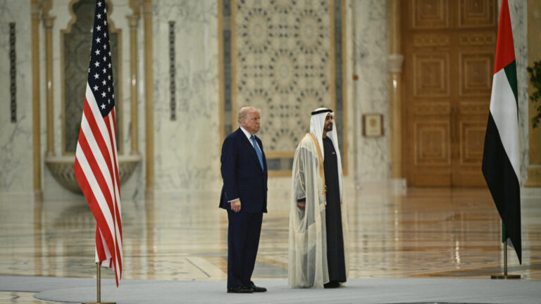 الولايات المتحدة توافق على صفقة تسليح بمليار دولار لتزويد الإمارات بمنظومة القتل الدقيق