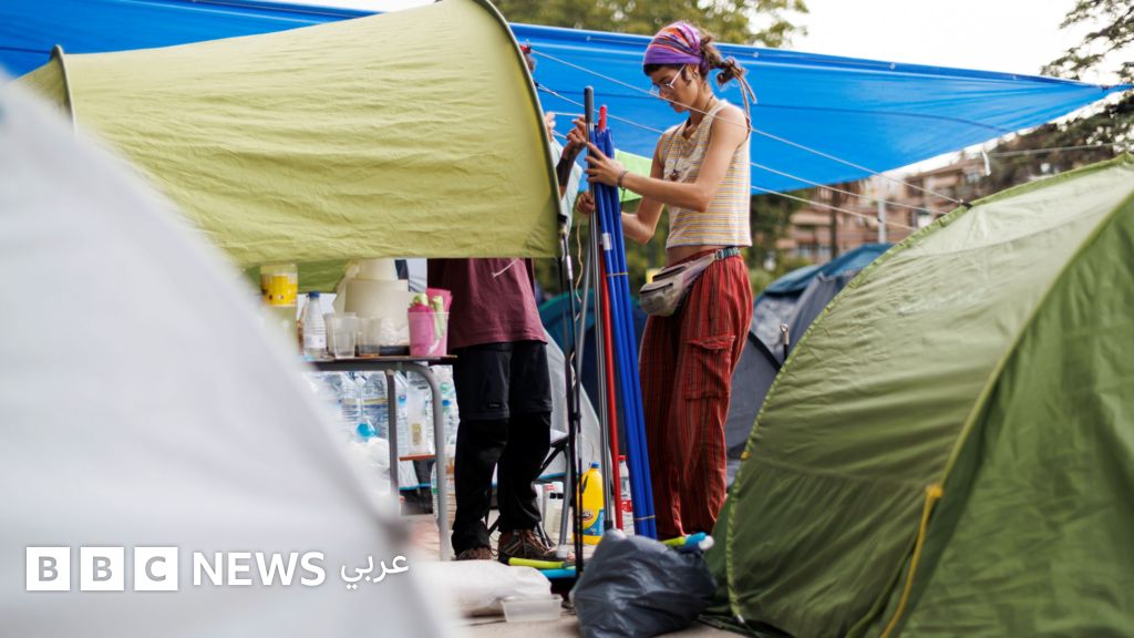 رئيس الوزراء الإسباني سانشيز يعلن انتخابات مبكرة بعد فشل تدابير أزمة السكن