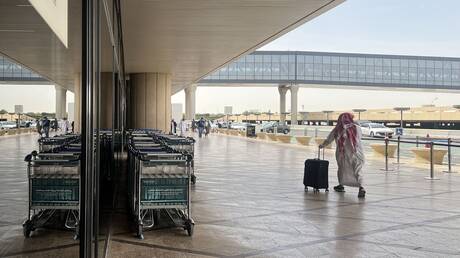 فلايت رادار: تمديد إغلاق مطار الملك خالد الدولي بالرياض لمدة 24 ساعة إضافية