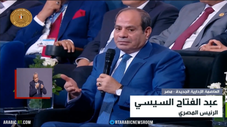 الرئيس السيسي يؤكد أن دعم مصر للسعودية عسكريًا يقتصر على الدفاع