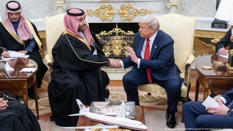 هل يتدخل ترامب لإيجاد حماية فعالة للسعودية ضد هجمات الحوثيين؟