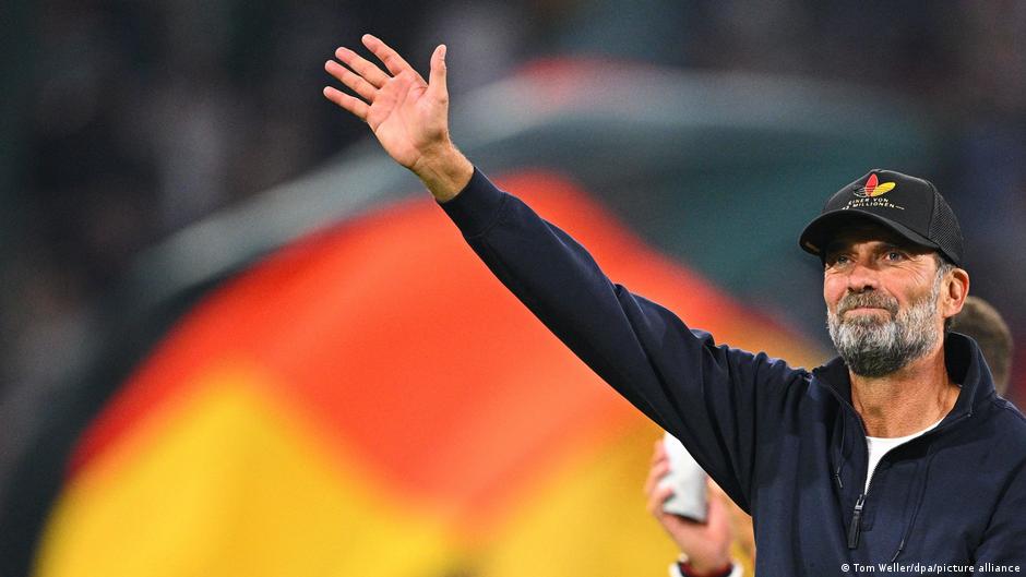يورغن كلوب يرد بحزم على العنصرية ويحصد أول فوز مع المنتخب الألماني