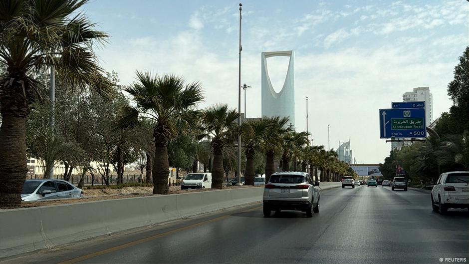 التحالف السعودي يعلن تدمير صاروخين بالستيين أطلقهما الحوثيون باتجاه الرياض وسط تصاعد العنف في اليمن