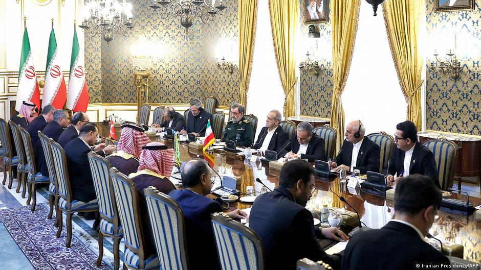 محادثات سعودية تركية باكستانية إيرانية في طهران تهدف لمنع تجدد الحرب وتهدئة التصعيد الإقليمي