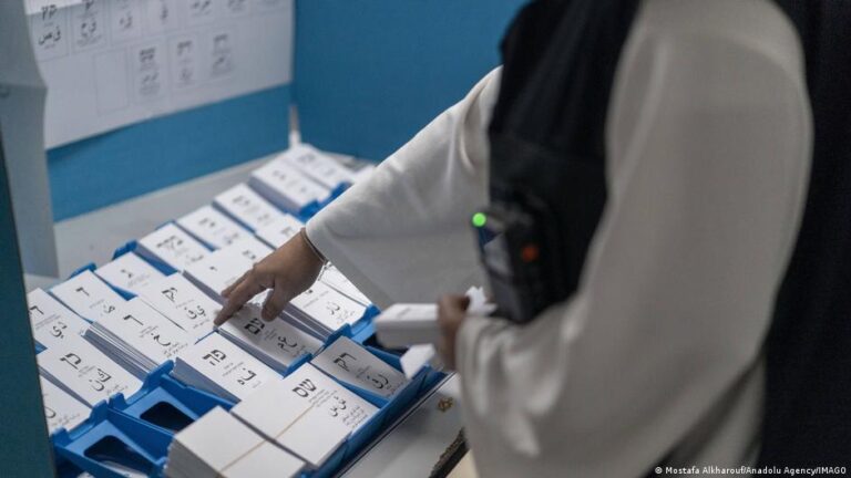 الانتخابات الإسرائيلية الحاسمة تحدد مستقبل بنيامين نتانياهو