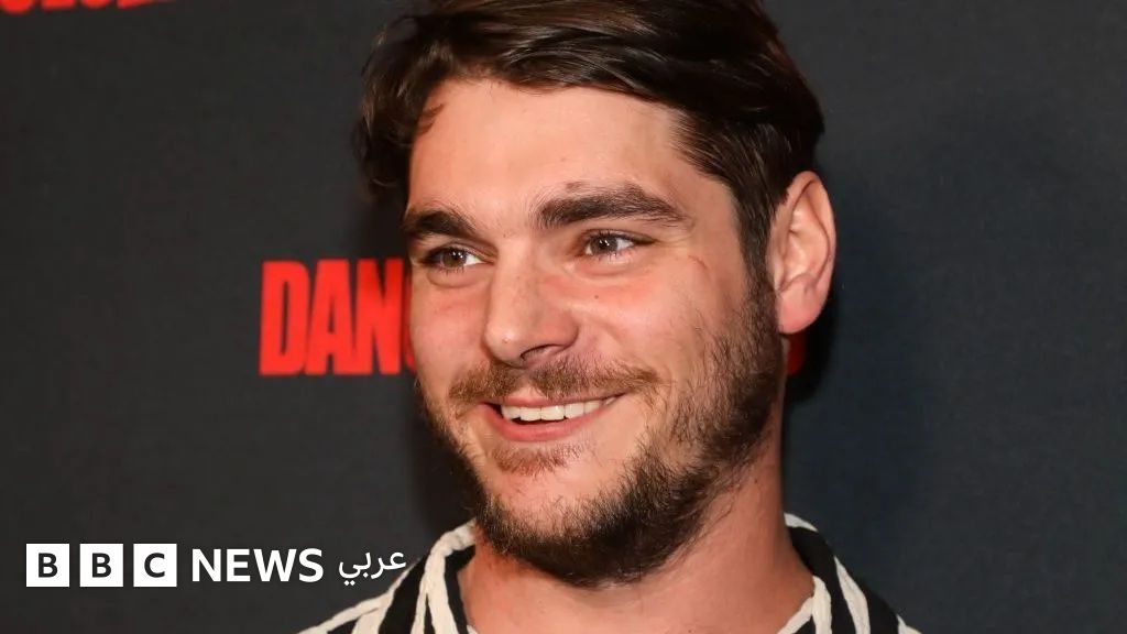 وفاة الممثل آر جي ميتي نجم مسلسل “بريكنغ باد” عن عمر 34 عاماً