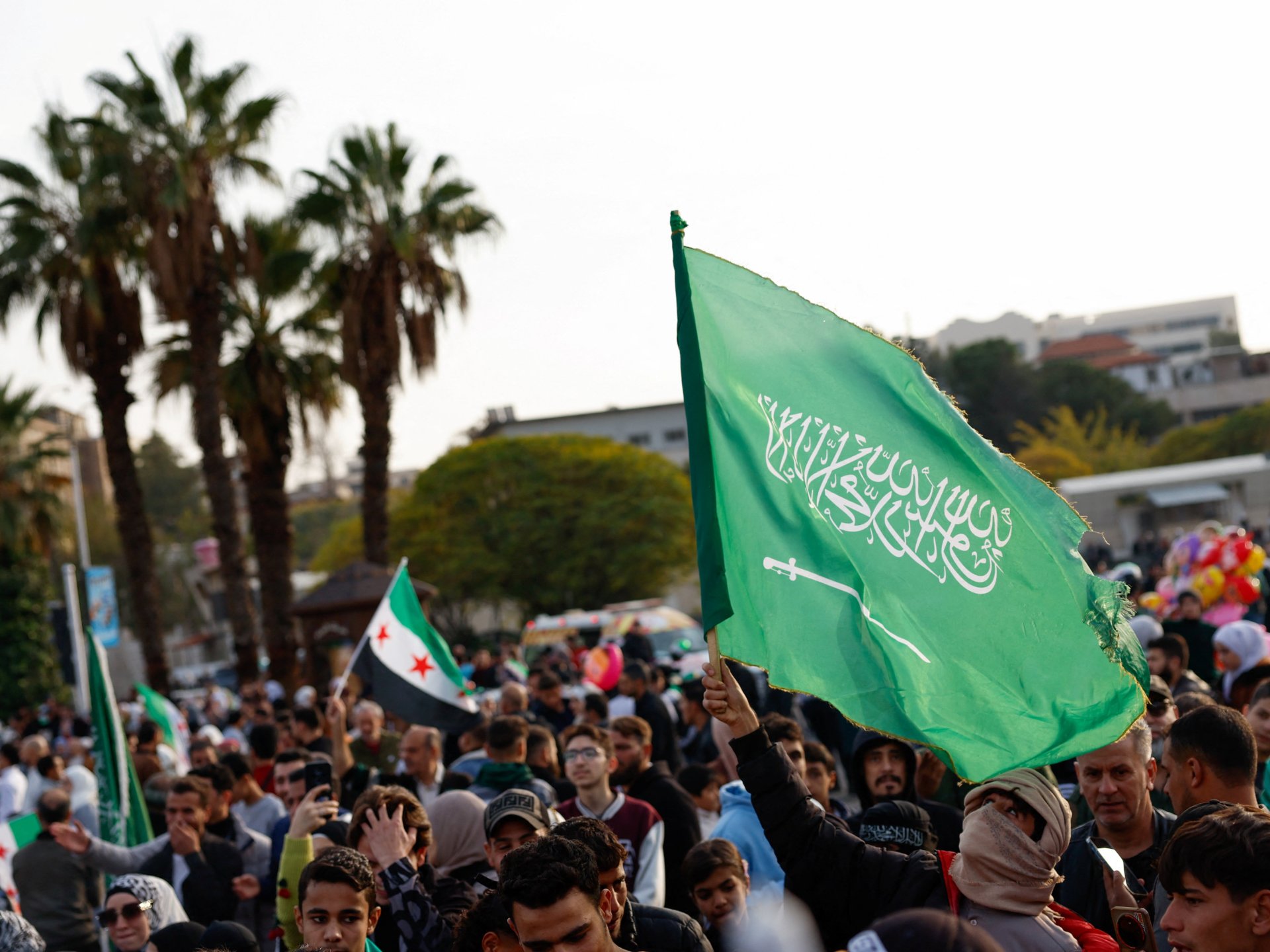 دمشق تؤكد دعمها الثابت للسعودية وتنفي طلب إرسال قوات إلى اليمن