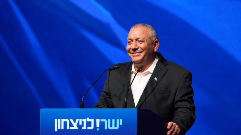 غادي أيزنكوت: المنافس المتحفظ الذي يسعى للإطاحة بنتانياهو في الانتخابات الإسرائيلية