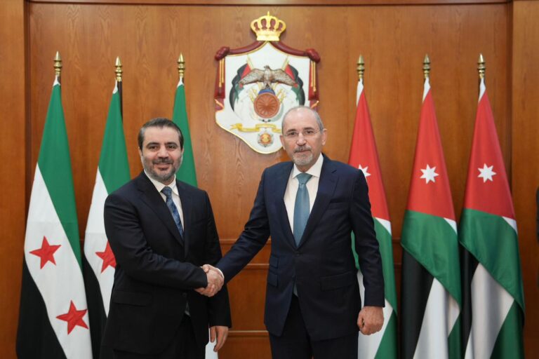 الأردن وسوريا يتفقان على تشكيل لجنة أمنية للتحقيق في هجوم درعا وتطوير التنسيق ضد الإرهاب