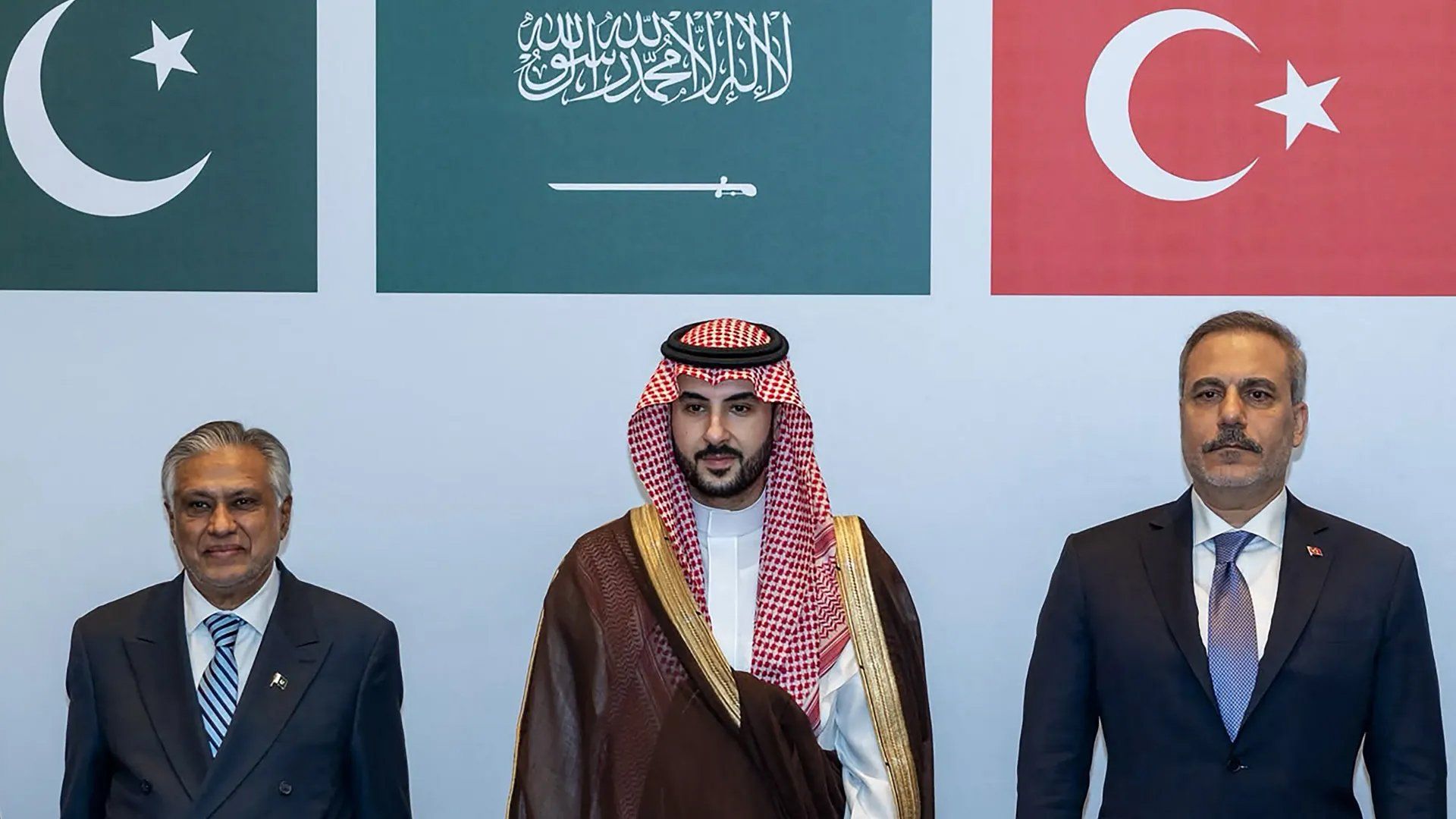 اجتماع وفد اتفاقية مكة مع إيران في طهران: خطوات دبلوماسية لخفض التصعيد الإقليمي