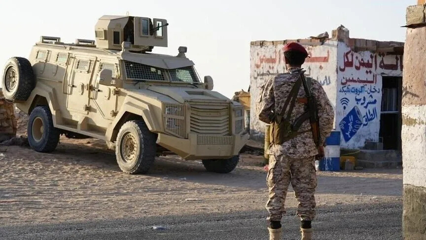 مقتل وإصابة 38 حوثياً بينهم قيادي في مواجهات وغارات بمحافظة تعز