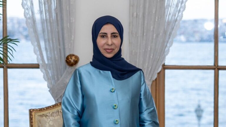 وزيرة خارجية اليمن تحدد 5 شروط للسلام أبرزها نزع سلاح الحوثيين وتحويلهم إلى مكون سياسي