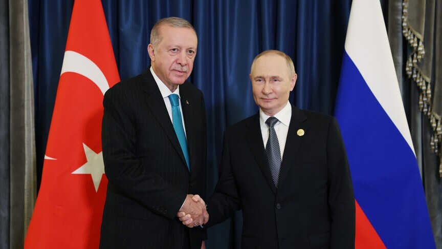 أردوغان وبوتين يناقشان العلاقات الثنائية والقضايا الإقليمية والدولية في اتصال هاتفي