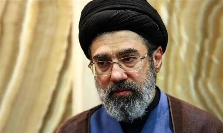 خامنئي يأمر برد فوري ودون قيود جغرافية على أي هجوم يستهدف إيران