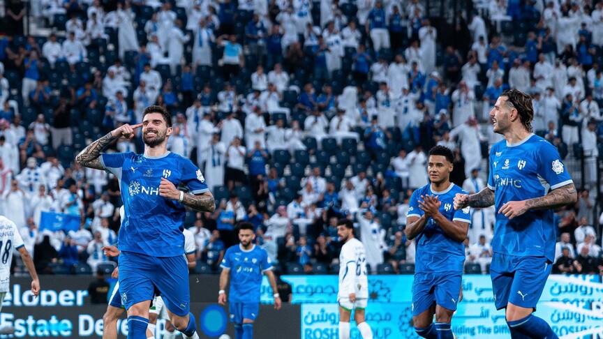 الهلال يستعيد صدارة الدوري السعودي بفوزه على الفتح 2-0